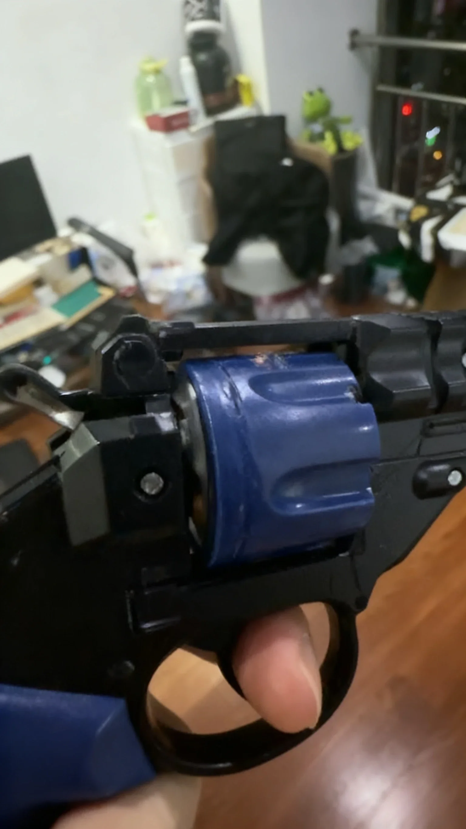 La mejor pistola de juguete revólver para adultos, pistola Blaster, juegos de disparos, balas blandas, regalo de cumpleaños