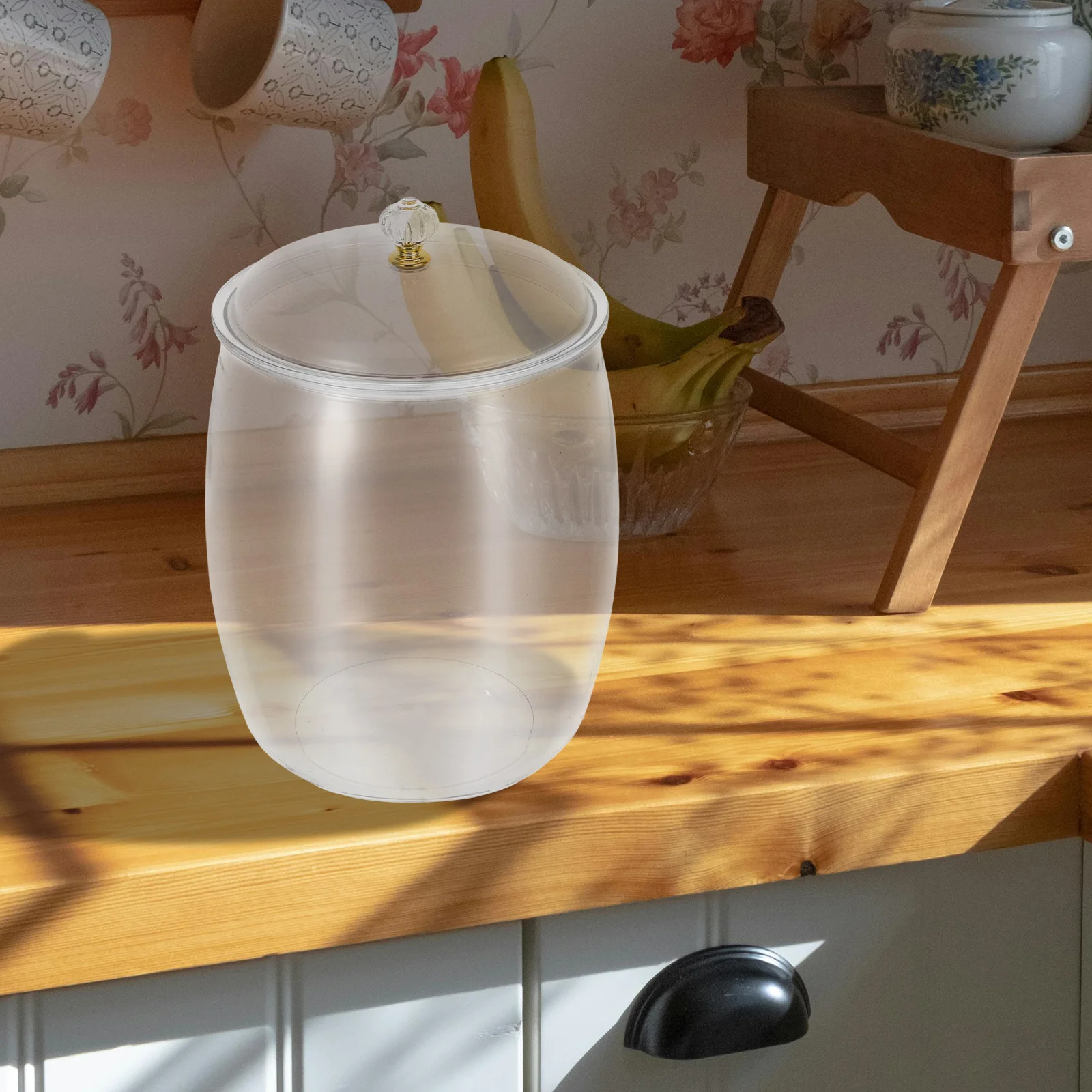 

Plastic Sealed Jar Large Capacity Airtight Cookie Container Clear Food Storage Jar Kitchen Canisters Plastic Containers