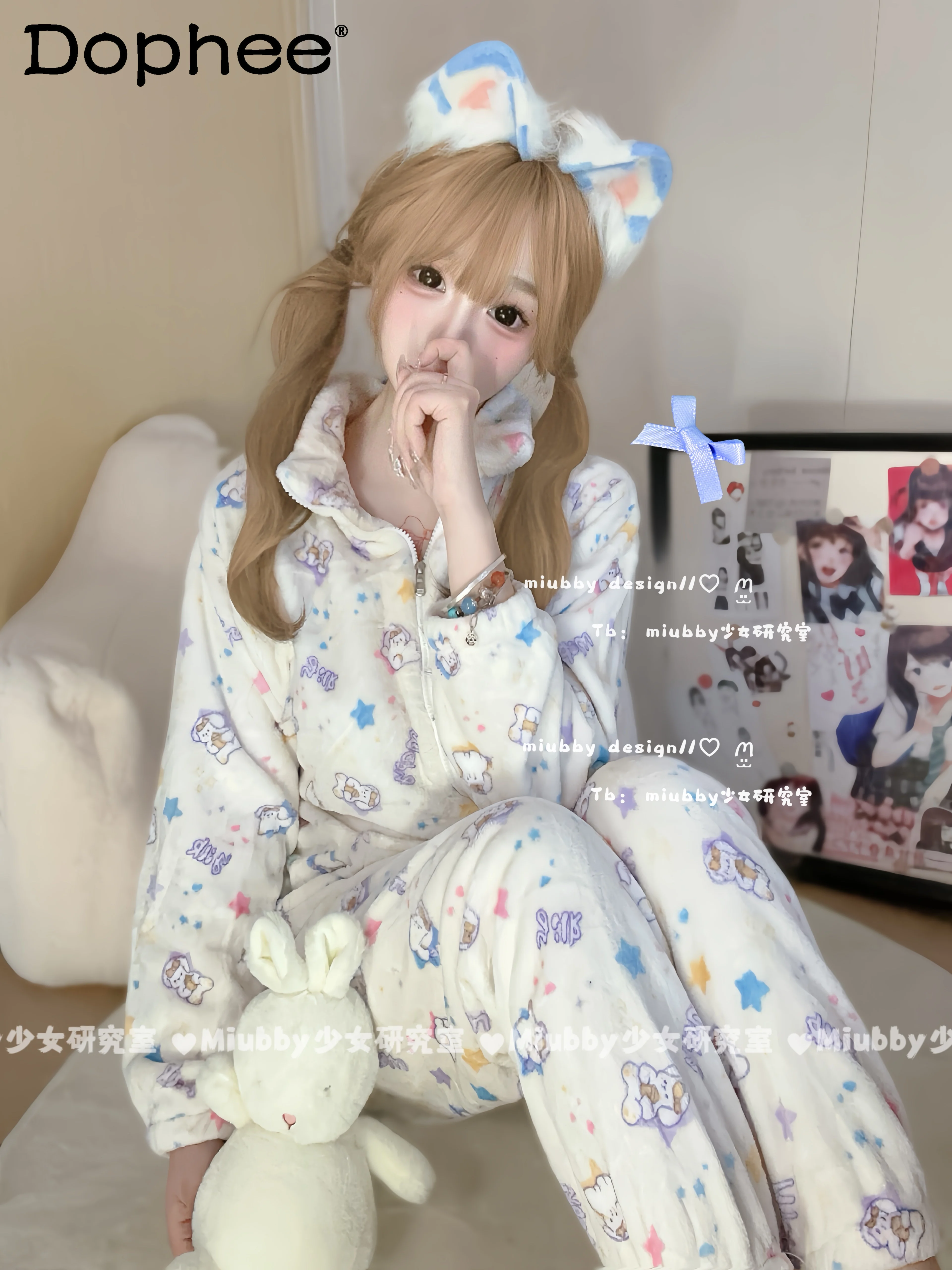 

Japanese Ins Cartoon Cute Printed Coral Fleece Autumn and Winter Warm Pajamas Sweet Girl Girl Soft Comfortable Loungewear Set