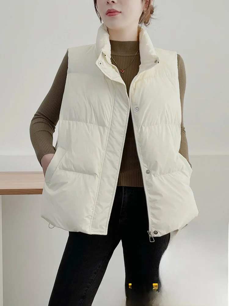 

Легкий повседневный женский пуховый жилет 2026 года, новая коллекция Весна-Осень, 90% белый утиный пух, для активного отдыха, полиэстер, приталенный крой