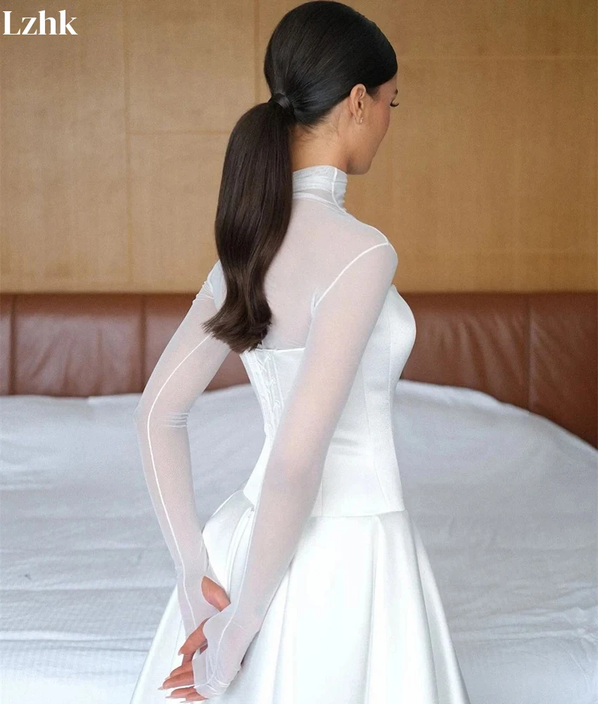 ชุดราตรีทรงเอไลน์ผ้าซาตินเนื้อละเอียดสั่งตัดพิเศษ คอสูง แขนยาว ยาวกรอมพื้น สำหรับงานแต่งงาน  รับตัดตามไซส์