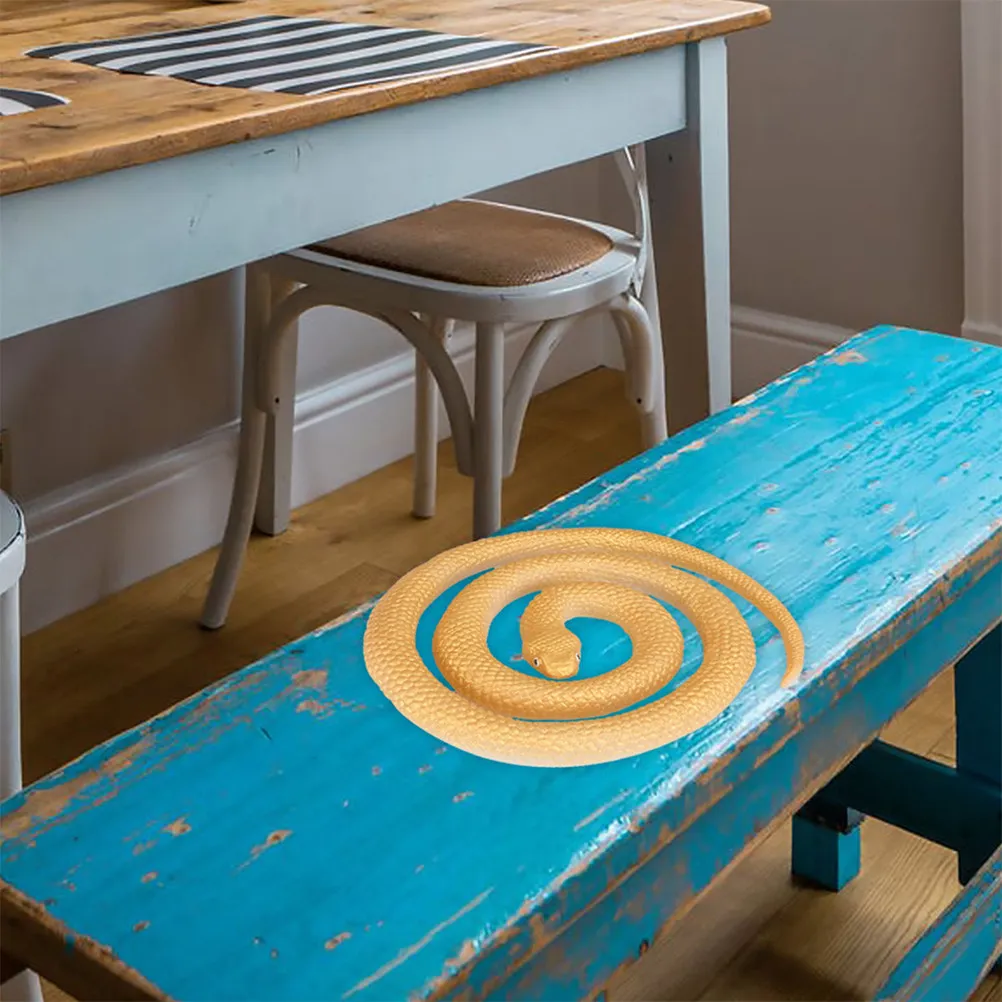 

2Pcs Lifelike Vivid Plastic Snake Prank Prop with Swaying Motion for Parties Scare Pranks Garden Decor Halloween Spooky Tricky