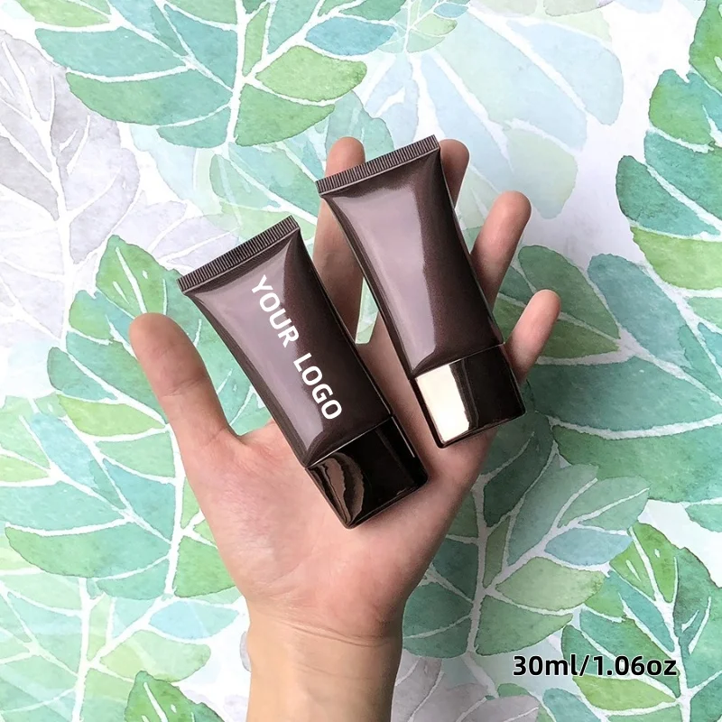 【ロゴカスタム】50個 カスタマイズされた30mlブラウンウルトラフラットチューブ ブラウンゴールド/ブラック/ゴールドフラットカバー インナープラグ付き カスタマイズされた工場製