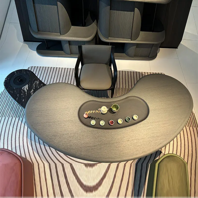 

Новый китайский изогнутый балконный чайный столик, маленький, 2026 года, новый высококачественный дизайн, из массива дерева, для дома, компактный чайный столик