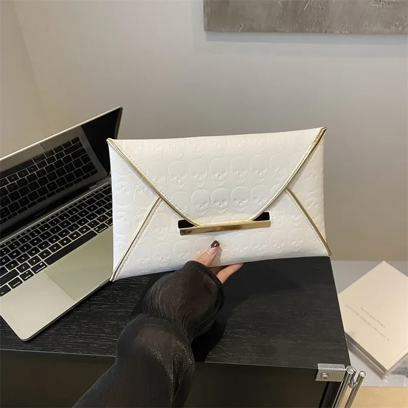 Pochette d'affaires en cuir verni brillant pour femme, simple, pince sous les bras