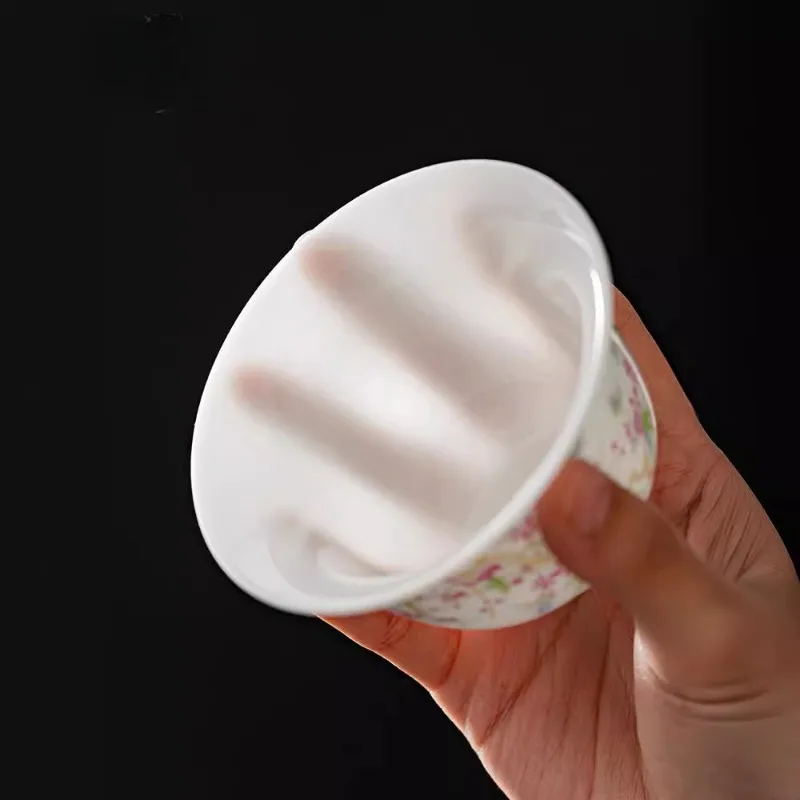 

Ice Jade Porcelain Tea Set Wisteria Flower Cover Bowl White Porcelain Household Kung Fu Tea Set