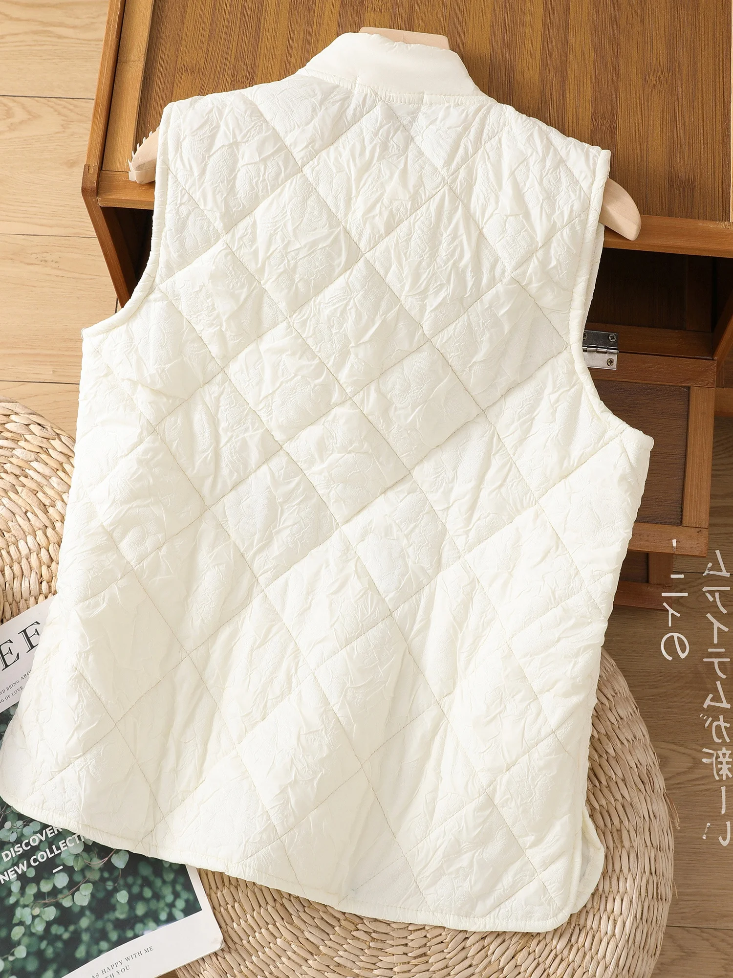 New Chinese Sle Women's Vest Large Size Cotton Embroidered Stand Collar Faion Slimming Autumn Winter New Arrival