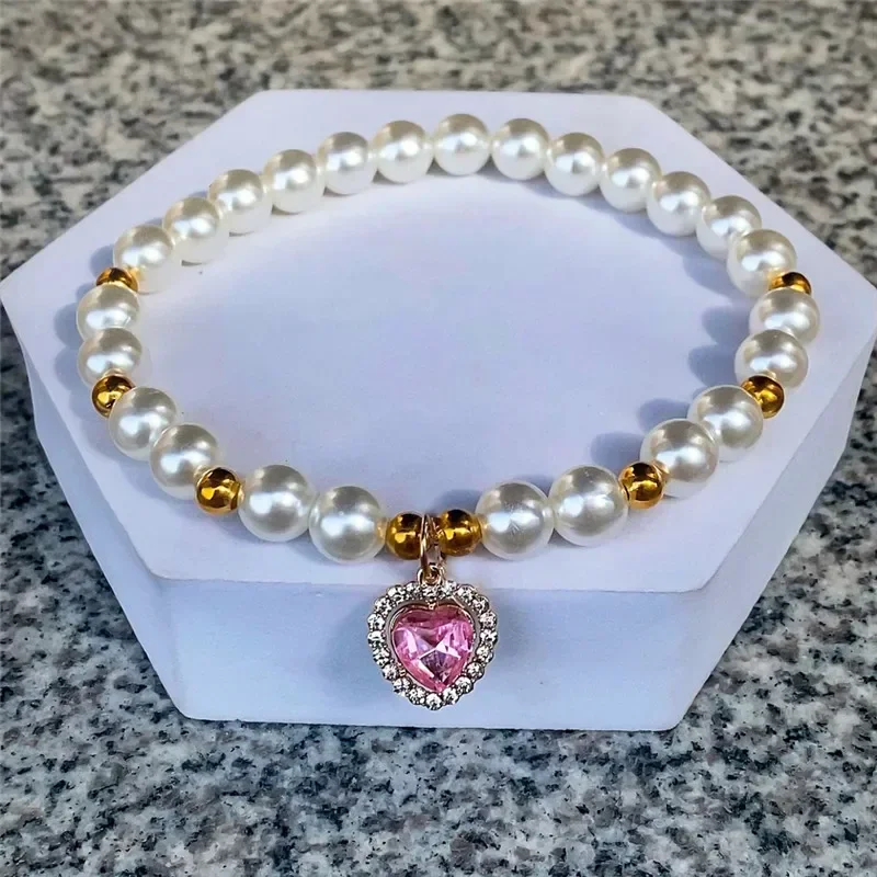 

Fashion Pet Heart Pendant Necklace Adjustable Collar Fake Pearls for Dogs Cats Stylish and Comfortable Accessories Pet Supplies