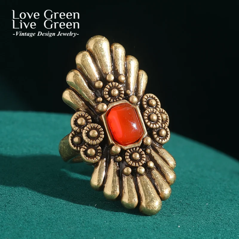 

Vintage Red Big Rings For Woman Stone Natural Carving Feathers Antique Gold Color Adjustable Accessories Luxury Brand Jewelry