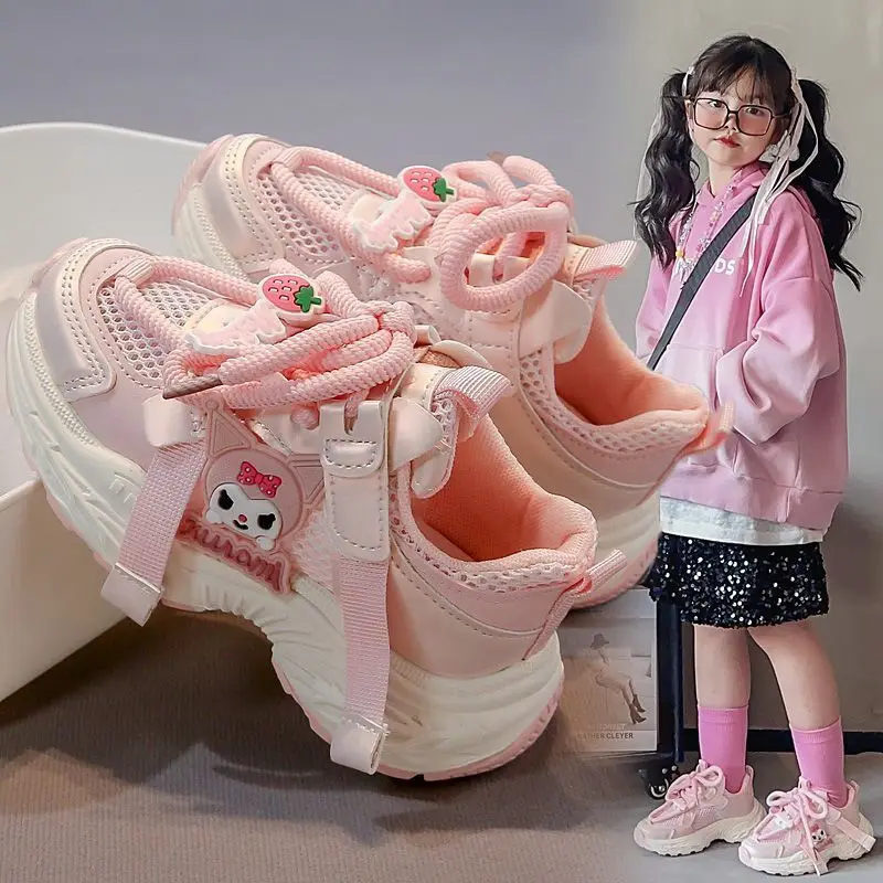 Летняя детская повседневная спортивная обувь Sanrio Kawaii для девочек и мальчиков милые дышащие сетчатые кроссовки Kuromi подарки Фото №3