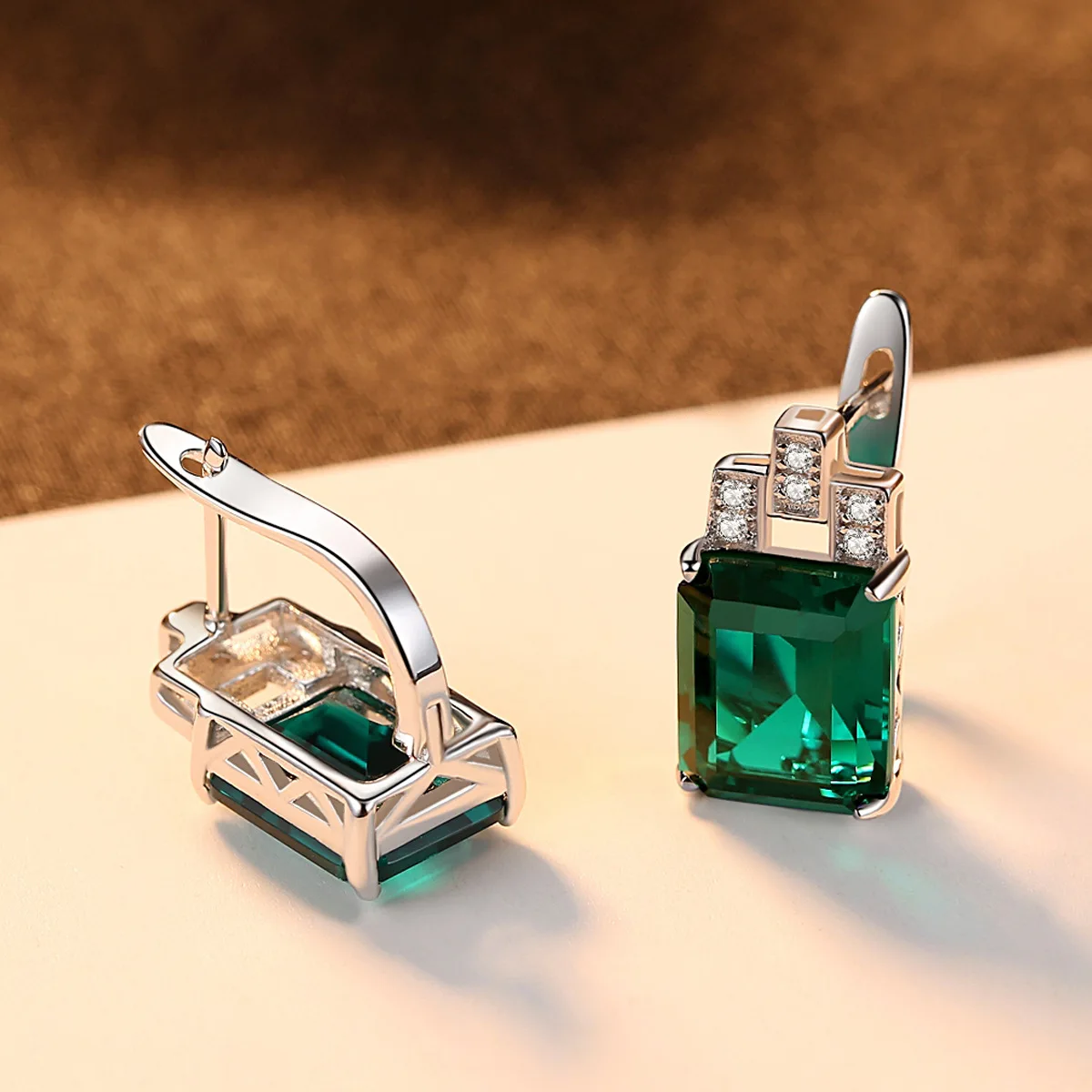 8ct Green Simulated Nano Emerald 925 Sterling Silver Geometric Rectangle Hoop Earring for Women Gemstone Fine Jewelry Huggies