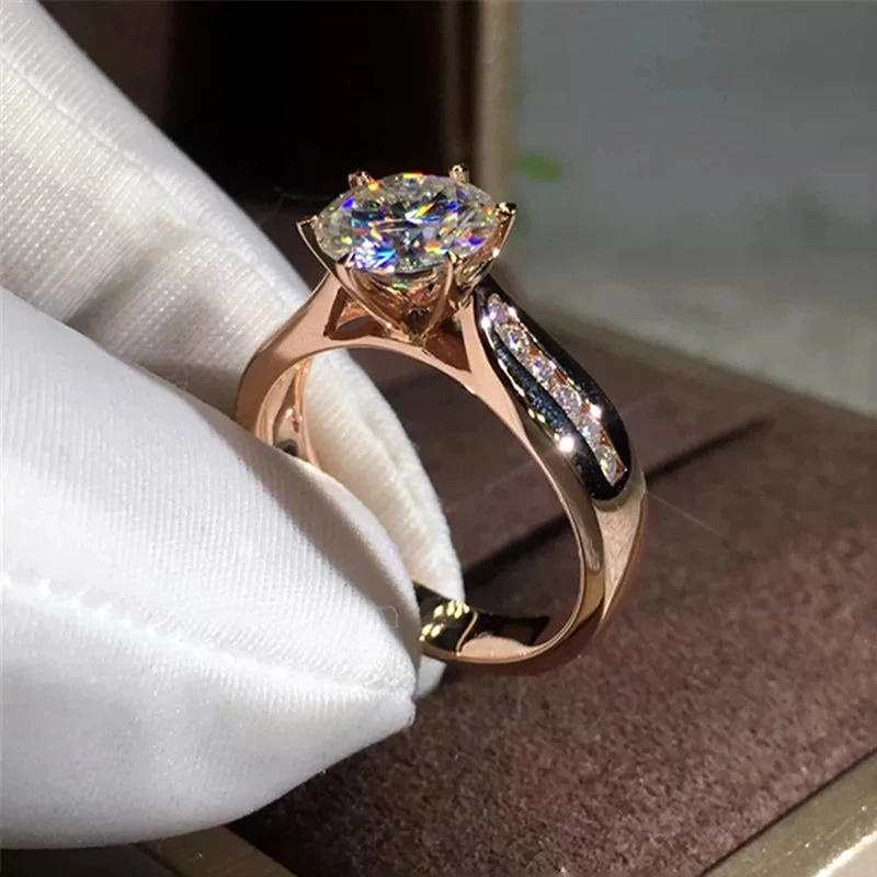 Huitan Round Cubic Zircon 6 Claw Setting Rings for Women Luxury Fashion Silver Color/Rose Gold Color Wedding Band Finger Jewelry