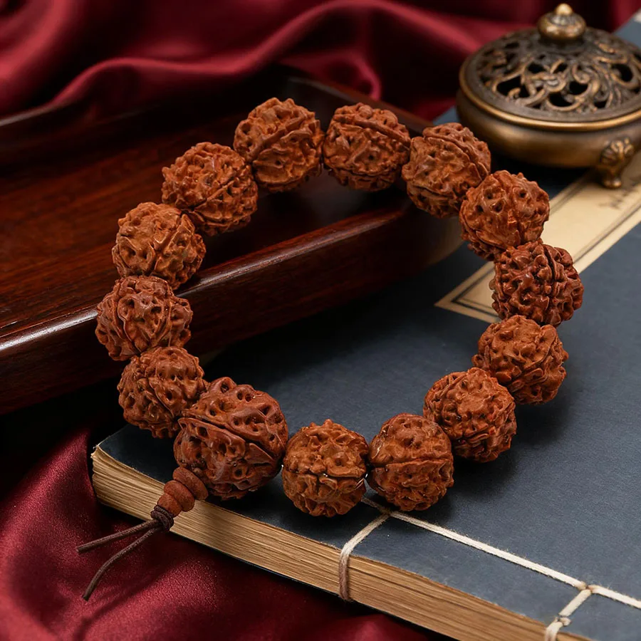 Vintage Wooden Rosa…