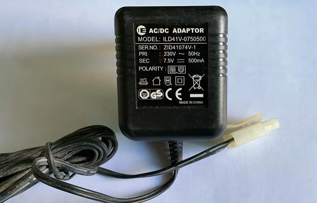 Auldey 7,2 V 7,5 V 500 mA 6 s NiMH NiCD wiederaufladbare Batterie RC Auto Wandladegerät mit Tamiya-Stecker