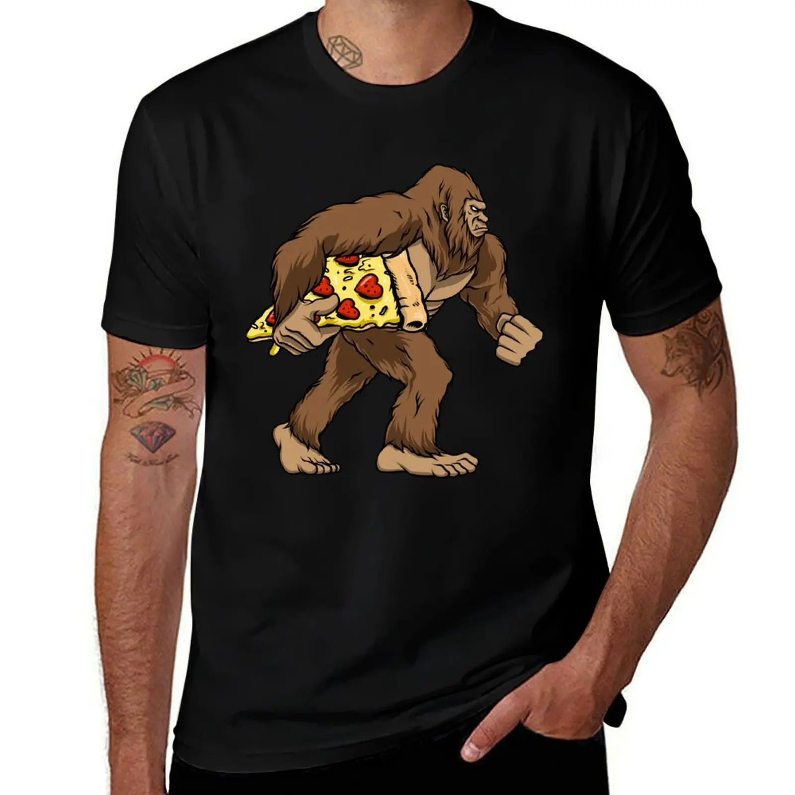 

Bigfoot Carrying Pizza Забавный Sasquatch Food Lover Подарки Футболка аниме негабаритная милая одежда мужские футболки пакет