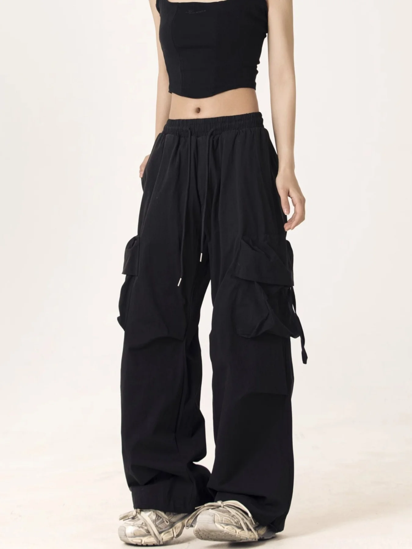 Pantaloni sportivi casual comodi e larghi di nuovo stile primavera e autunno, pantaloni lunghi versatili alla moda, abbigliamento da pendolarismo retrò americano dimagrante a vita alta, pantaloni cargo retrò americani per le donne