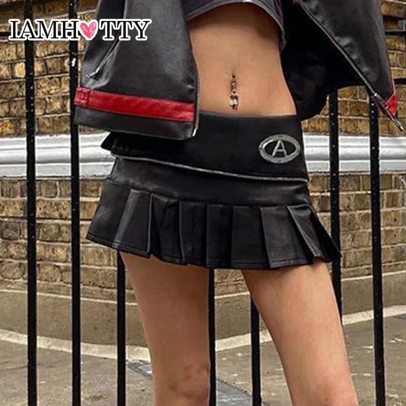 

IAMHOTTY High Street Letter Metal Patches A-line Pleated Mini Skirt Black Vintage Low Waist Skirts Chic Elegant Outfit Ladies