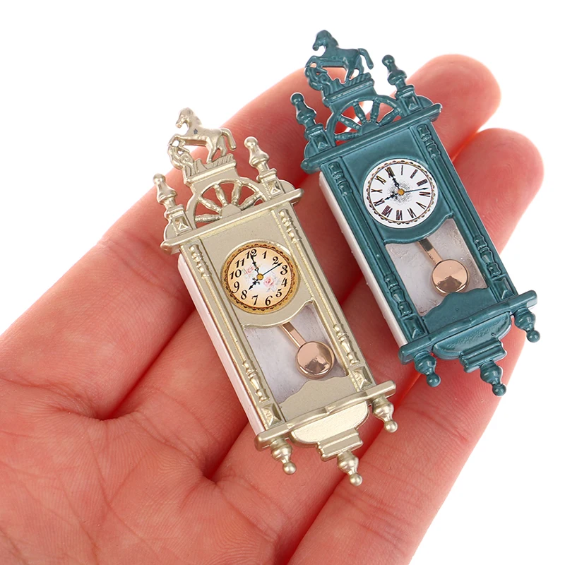 1PC Doll House Scene Props Mini Retro Roman Clock Living Room Decoration Pendant Clock Home Accessories Toys