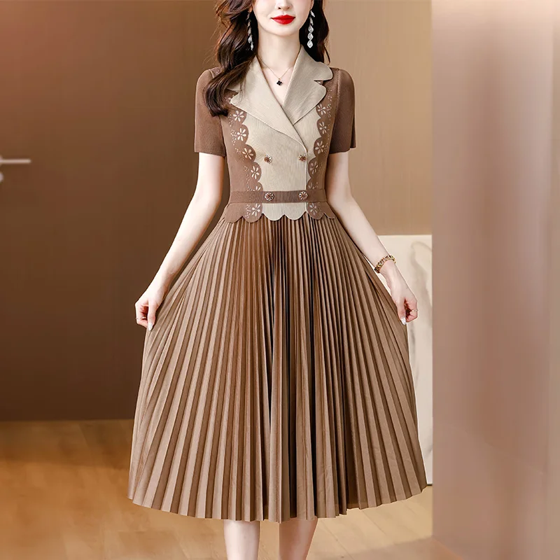 

2024 Summer New Three Mansion Pleated Suit Collar Short Sleeve Dress Elastic Large Size Skin Covering Slimming Knee Length Dress