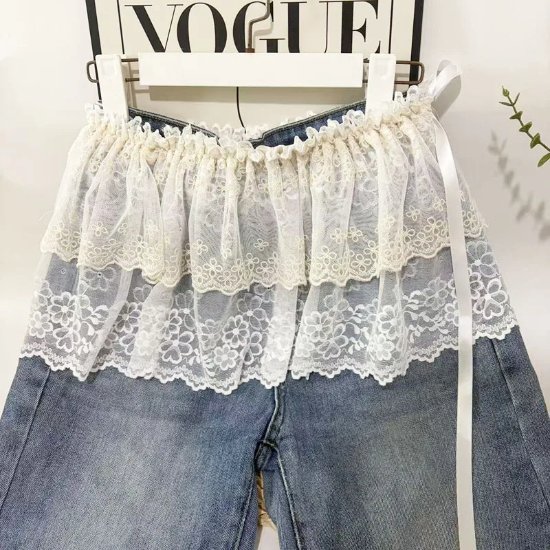 Koreanische Mode: Unregelmäßiger Damenrock mit Spitze, weißen Blumen und Mesh – Sommer-Halbrock mit dekorativem Saum für Jeans – Detail 5
