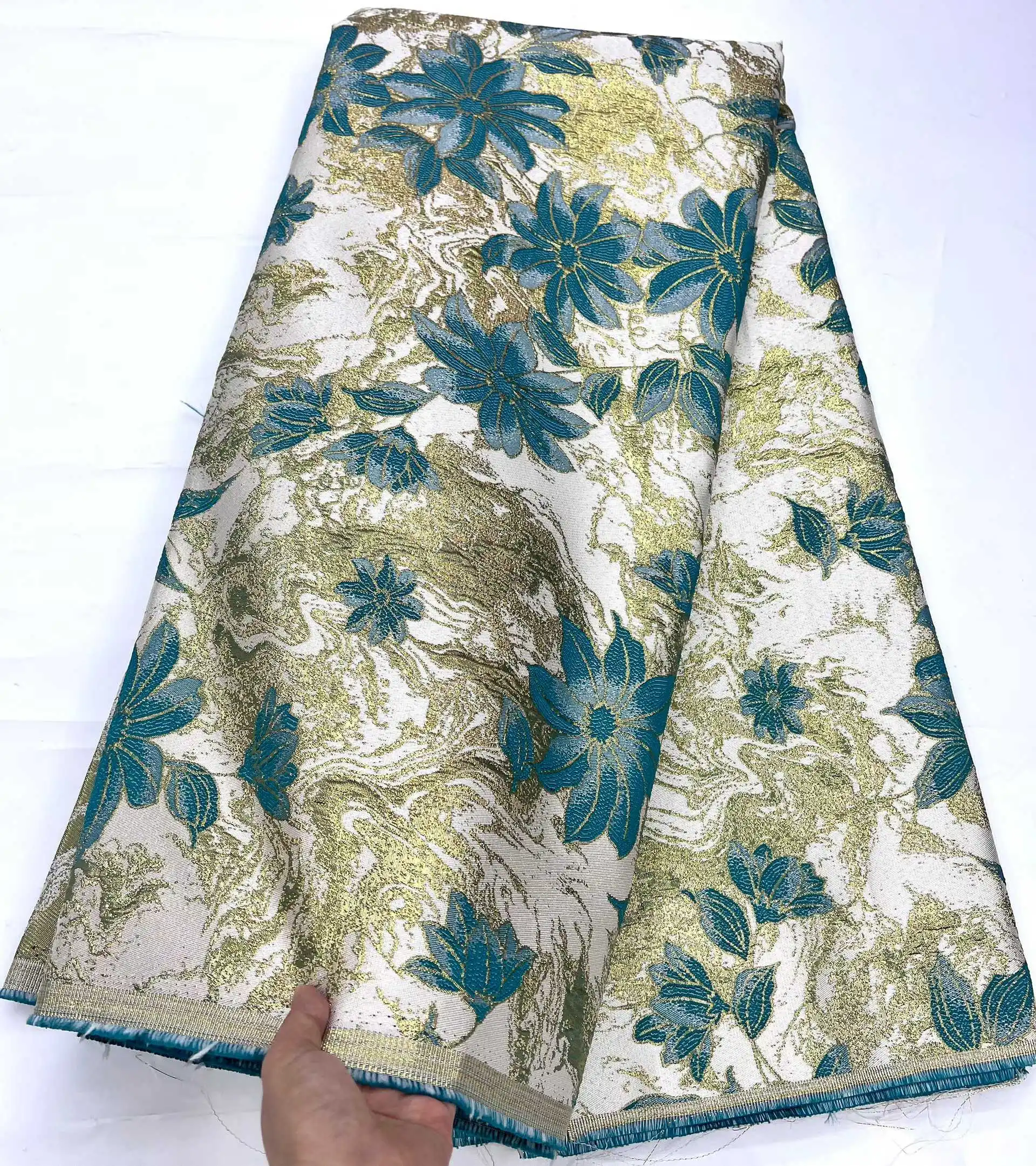 Hoge kwaliteit Afrikaanse vergulde kantstof Nieuwste Nigeriaanse kantstof Borduren Brokaat kantstof voor bruiloft naaien