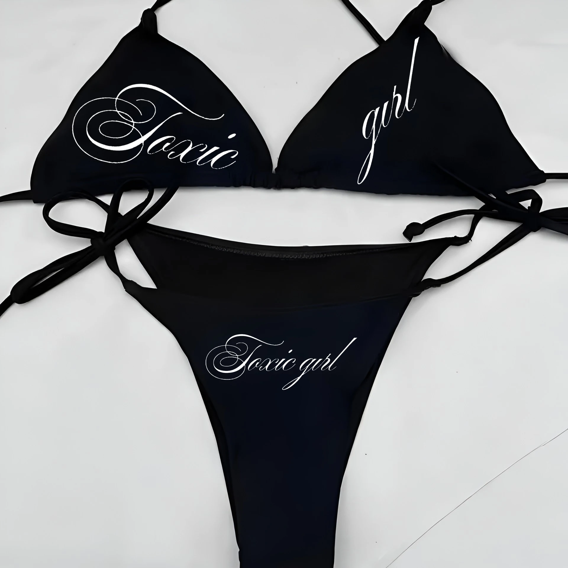 

Y2K women's neck tie bikini, fashionable and versatile, beach style, sexy and slim fit, suitable for daily wear