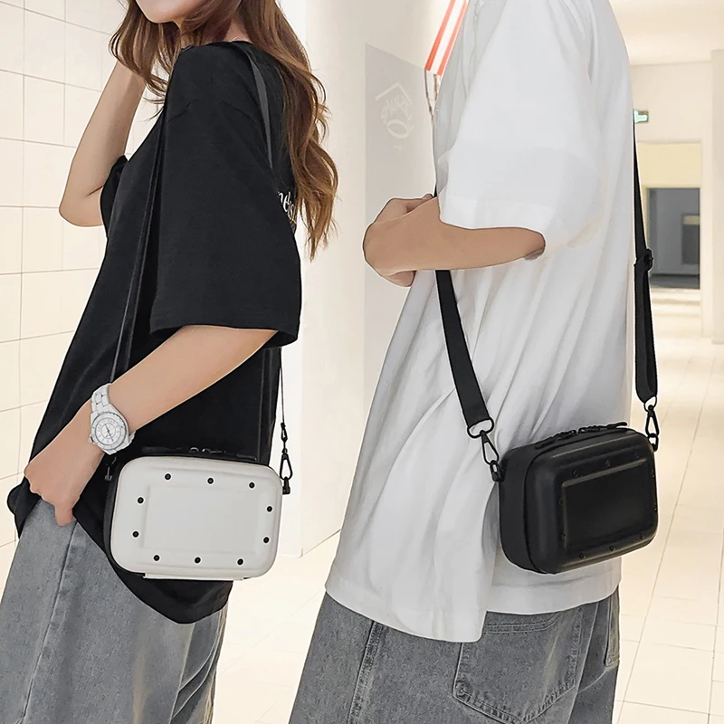 

New High Quality Luxury Crossbody Bag Men Daily Commuting Dating Shoulder Bag Soft Shell Box Bag Mobile Phone Small Square Bag