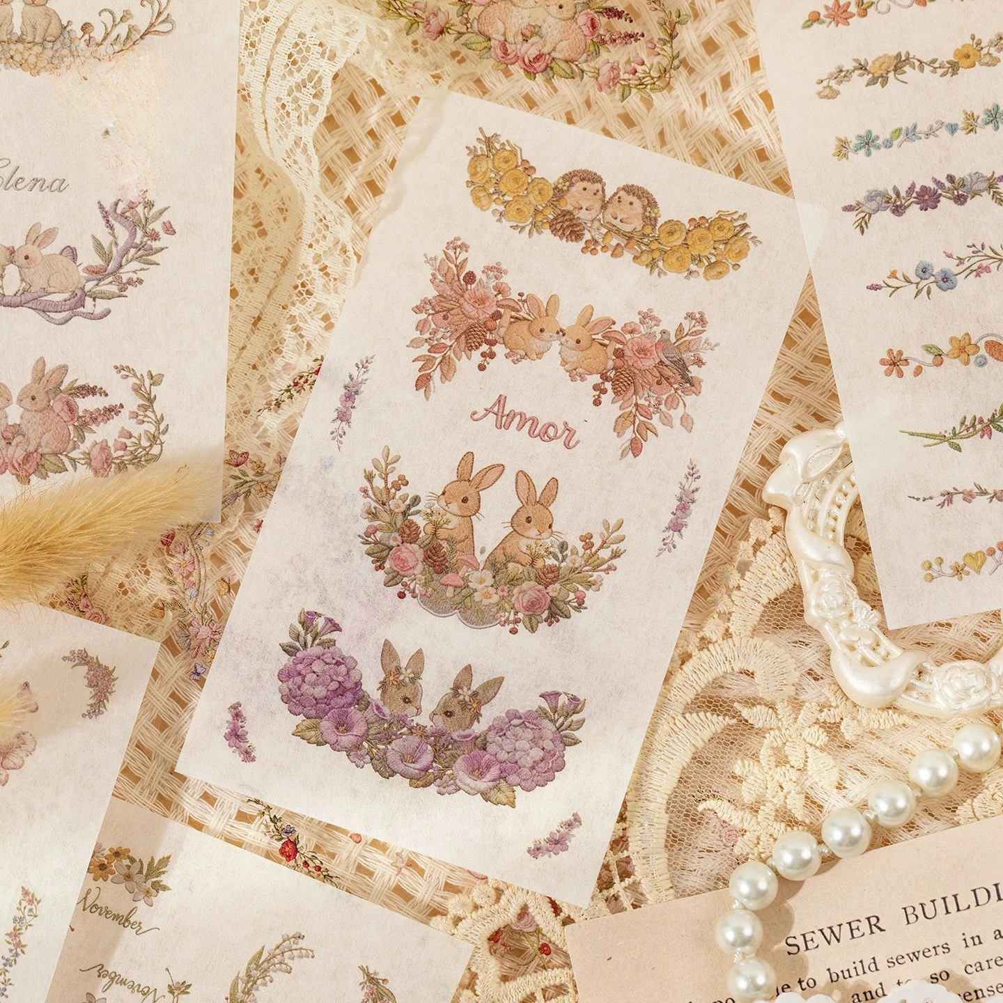 كتاب ملصقات بتصميمات عتيقة مطر - مراجعة Embroidery Journal Book وسعره
