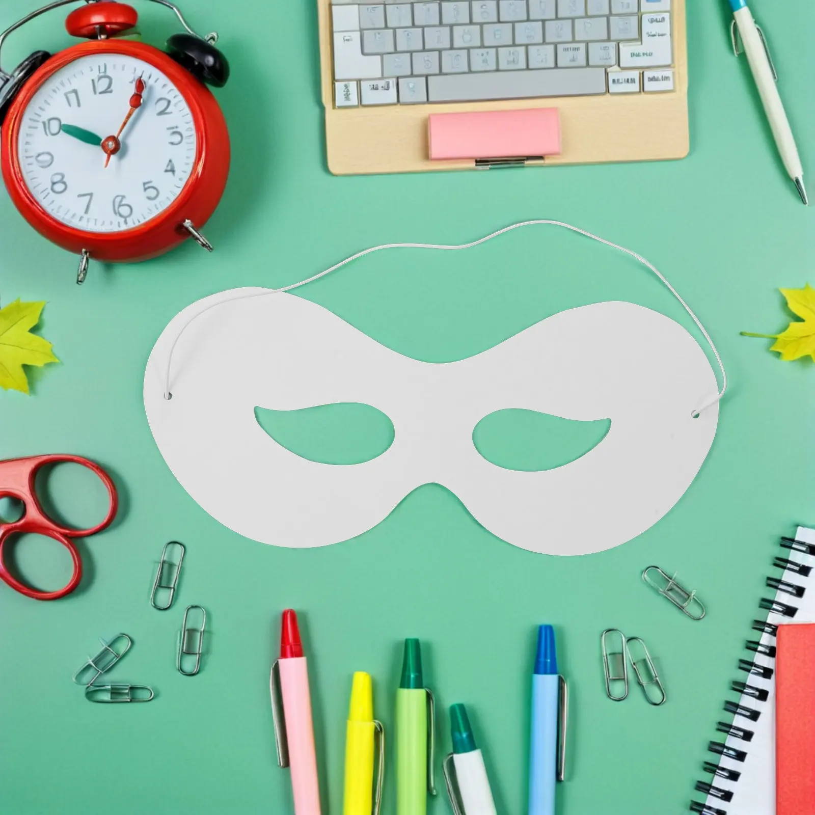 40Pcs Childrens Graffiti Masks Blank Paintable Paper Face Masks Craft Art Project Decorate Color Your Own Masquerade