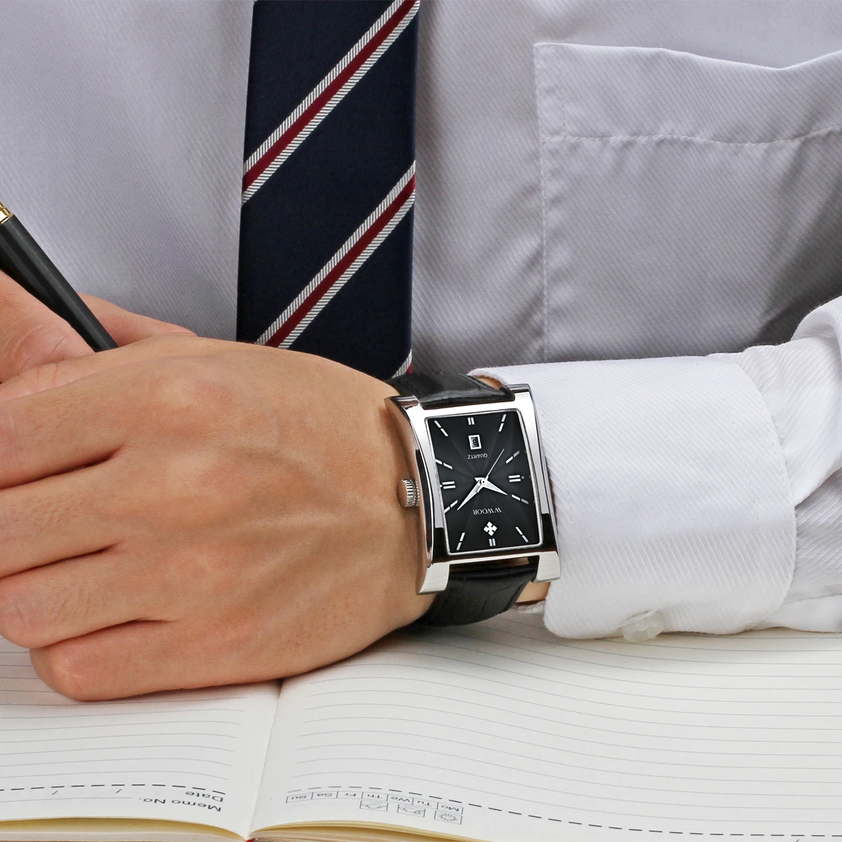 WWOOR оригинальные квадратные мужские часы с кожаным ремешком, водонепроницаемые люминесцентные кварцевые часы, модные роскошные часы с датой для мужчин