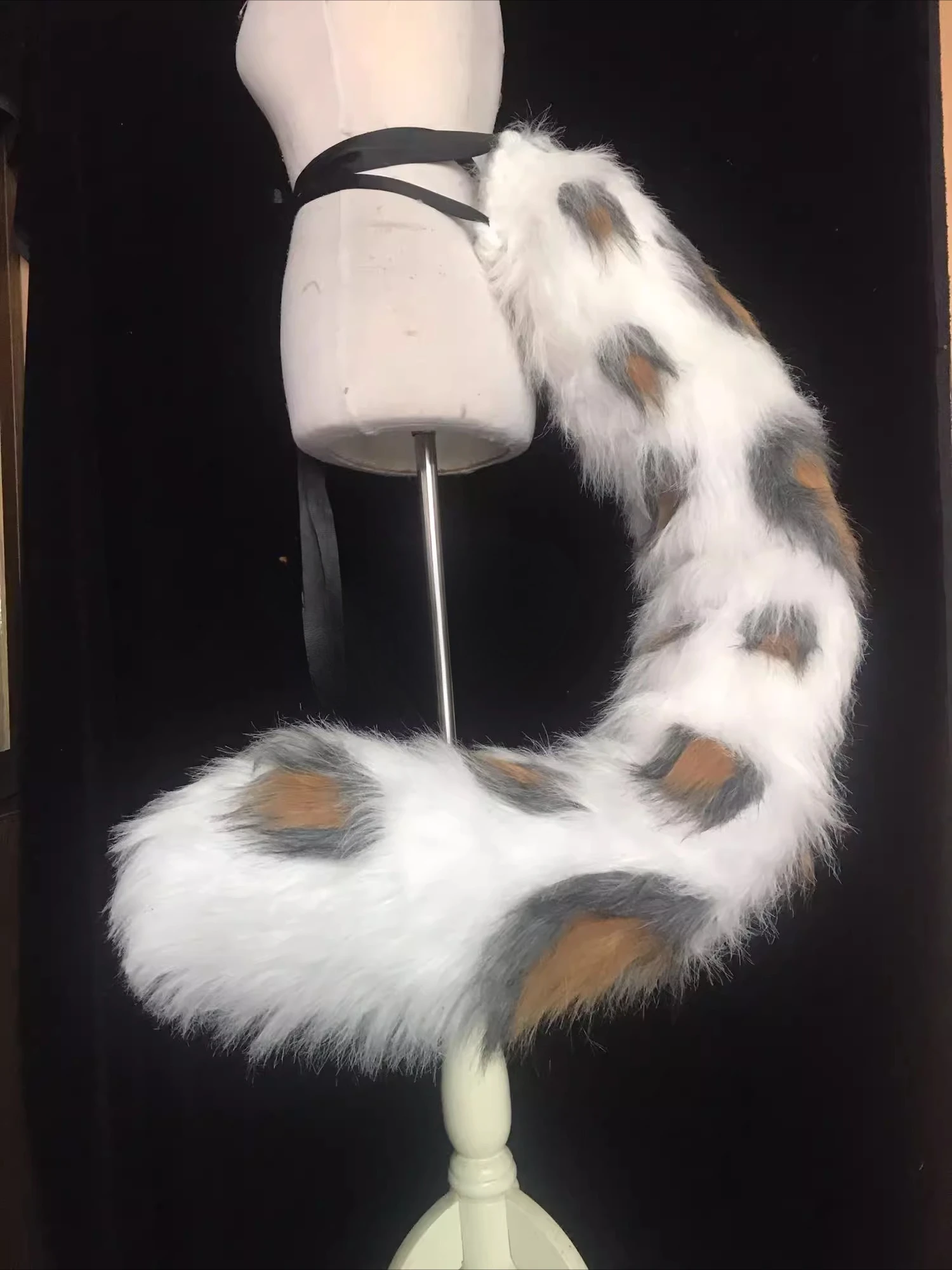 

Tomorrow Party 2025 New Handmade Boat Snow Leopard Silver Grey First Snow Cliff Heart Tail Plush COS Prop Anime Accessories