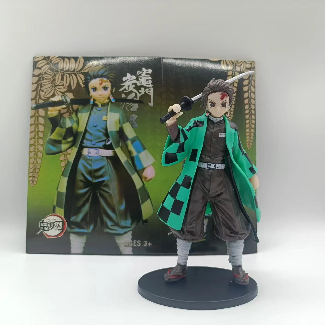 16 verschiedene Anime Demon Slayer Kimetsu no Yaiba Figuren: Kamado Tanjirou, Agatsuma Zenitsu, Nezuko Krieger, PVC-Modellspielzeug