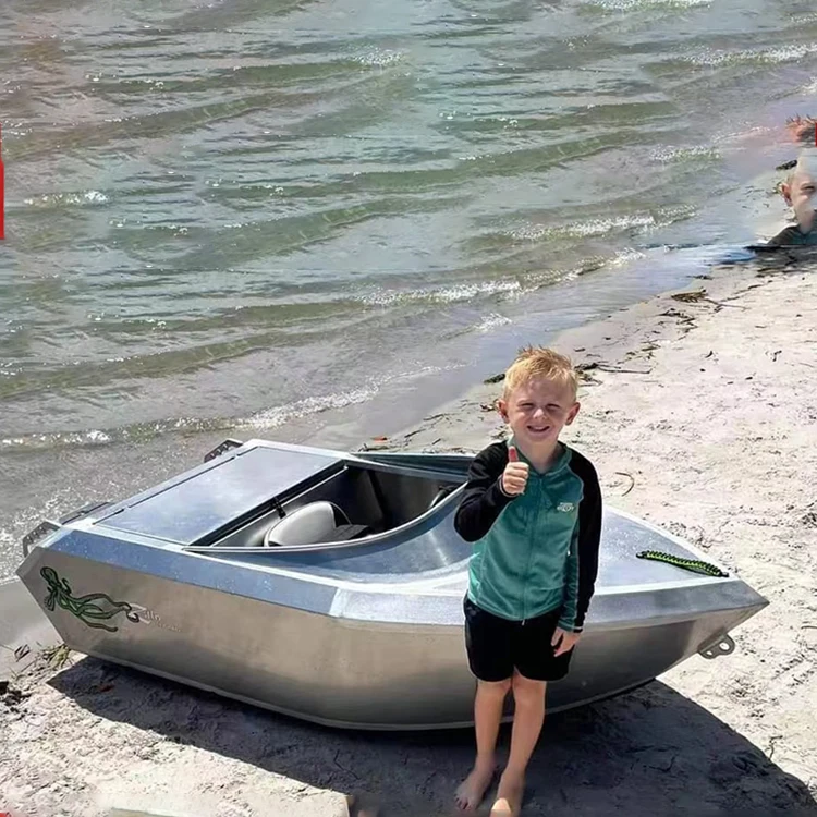 Durable Personal Mini Jet Kart Boat, Reliable Power Component Long Endurance Design For Water Club Entertainment Service