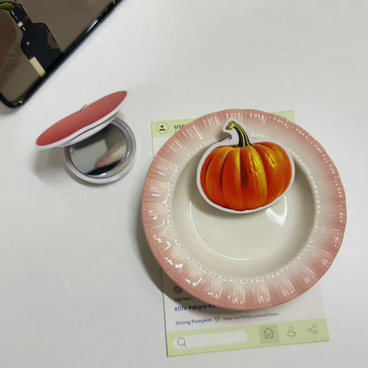Fruit Vegetable Mirror Sticky Phone Stand Adhesive Sticky Style Socket Grip Holder Foldable Stand for iPhone Samsung Universal