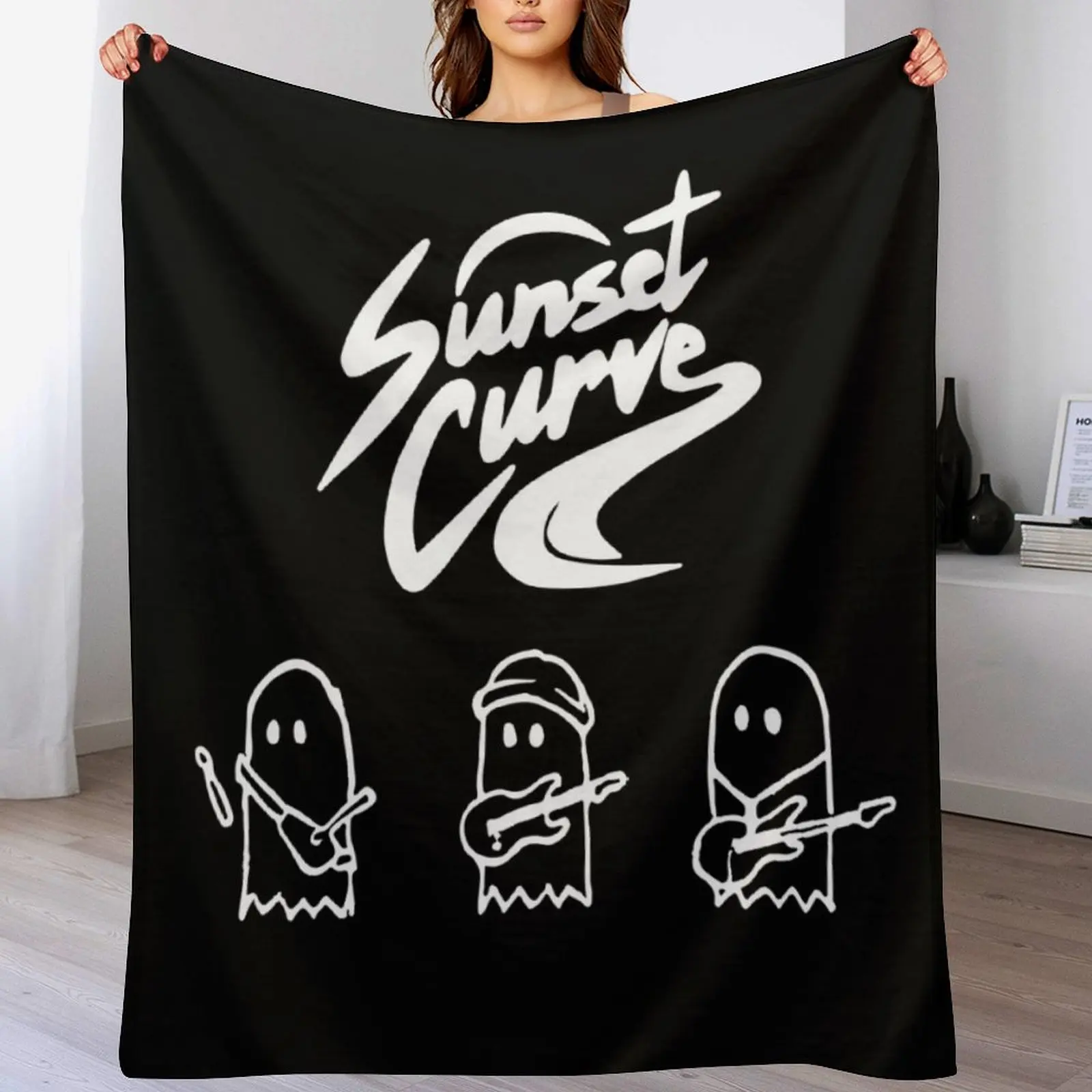 

Julie and phantoms ghosties(sunset curve) Throw Blanket Luxurious Soft Fuzzy Blanket for Sofa Bed