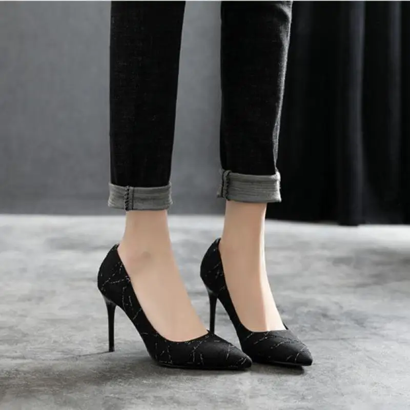 Small Size 30-44 Women\'s Shoes 31 32 33 High Heels Stiletto Heel Pointed Toe Black Shoes Plus Size 41 42 43