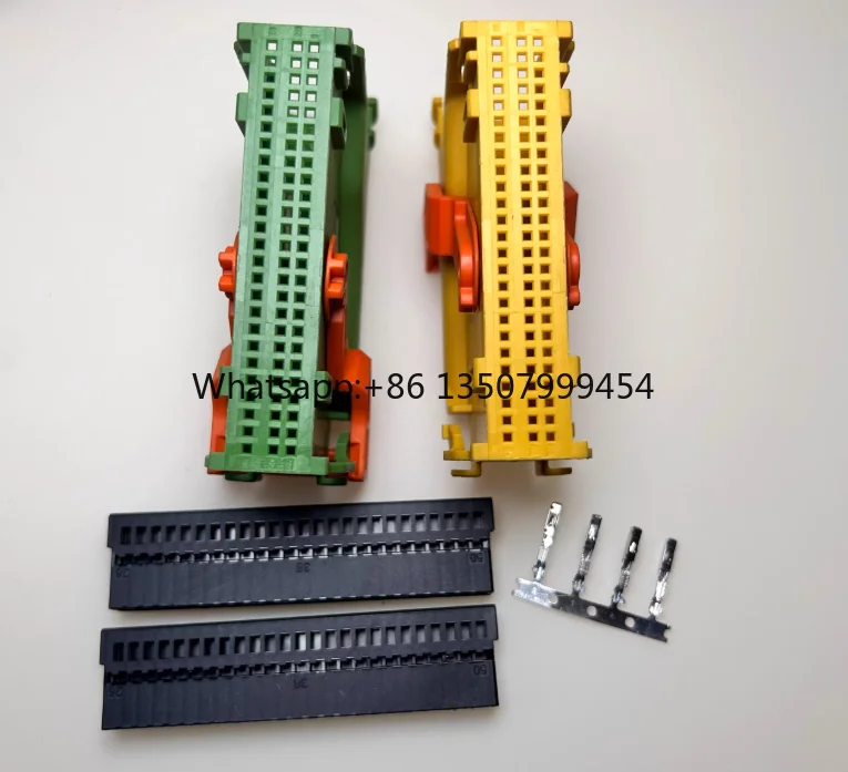 75pin 2322905-3/4 Car Connector Module Computer Board Plug