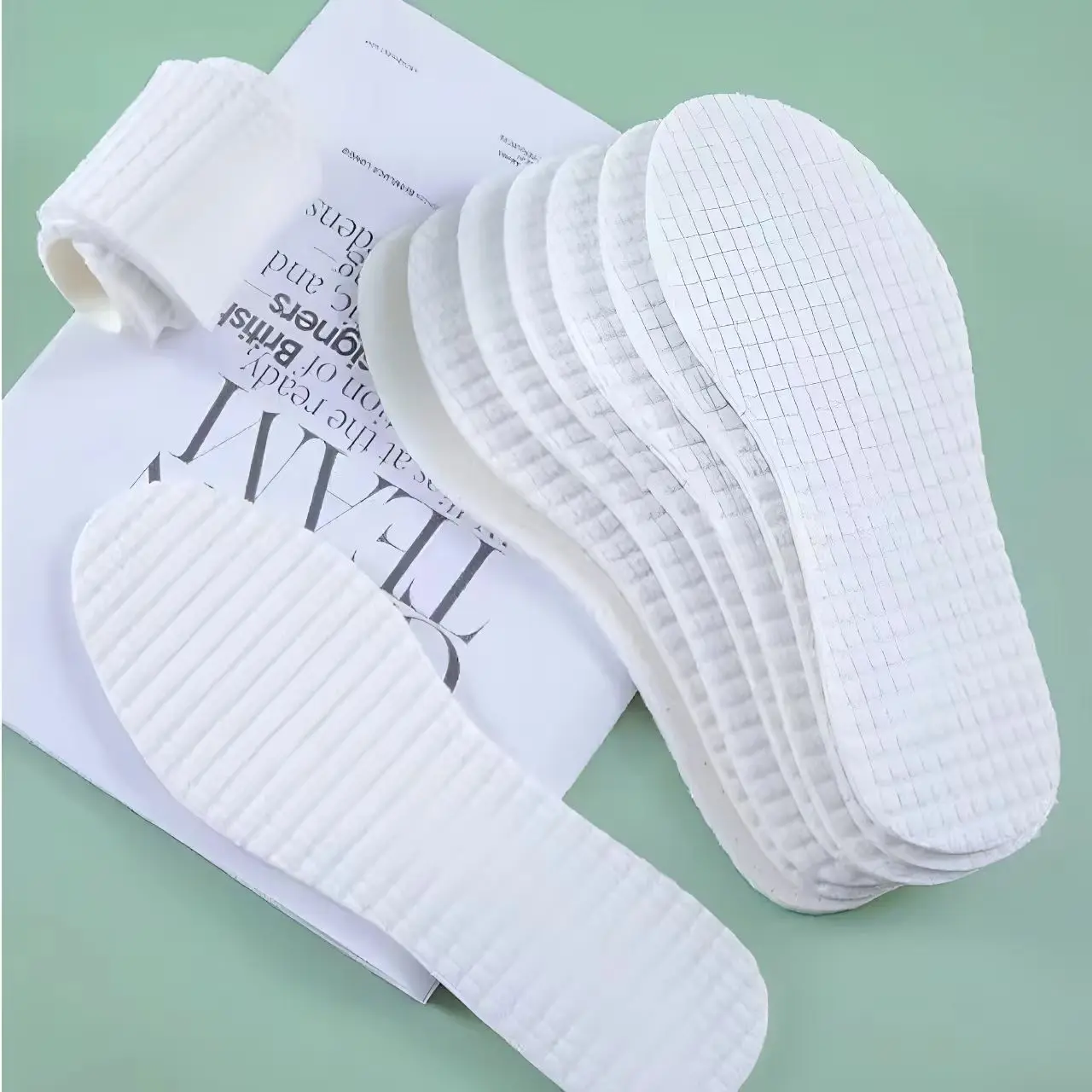 Summer Sweat Absorbing and Breathable Natural Latex Shoe Insole Unisex Soft and Comfortable Cushioning Insole for Various Shoes