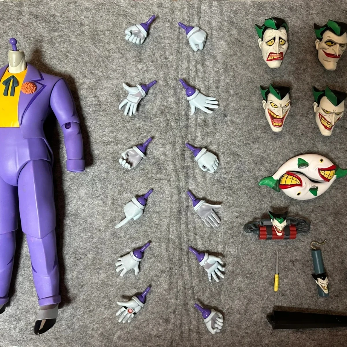 الأصلي في المخزون موندو جوكر 1/6 مقياس عمل الشكل النسخة المعتادة مفصلية تحصيل لعبة باتمان الرسوم المتحركة هدايا العيد