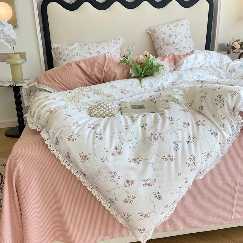 

Pink Floral Bedding Set with Lace Ins Korean Girls Princess Flat Fitted Sheet Pillowcases Soft Washed Cotton Zipper Duvet Cover