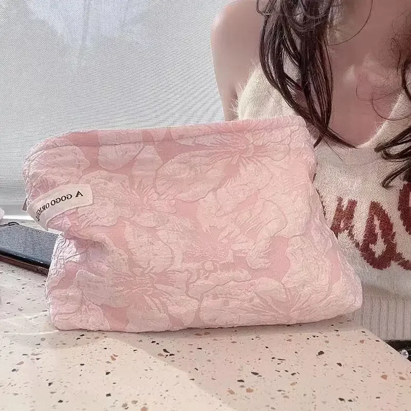 Tragbare Tasche mit rosa Blumenprägung, stilvolle schöne Kosmetiktasche, einfache Aufbewahrungstasche mit großem Fassungsvermögen, geeignet für den täglichen Gebrauch – Detail 18