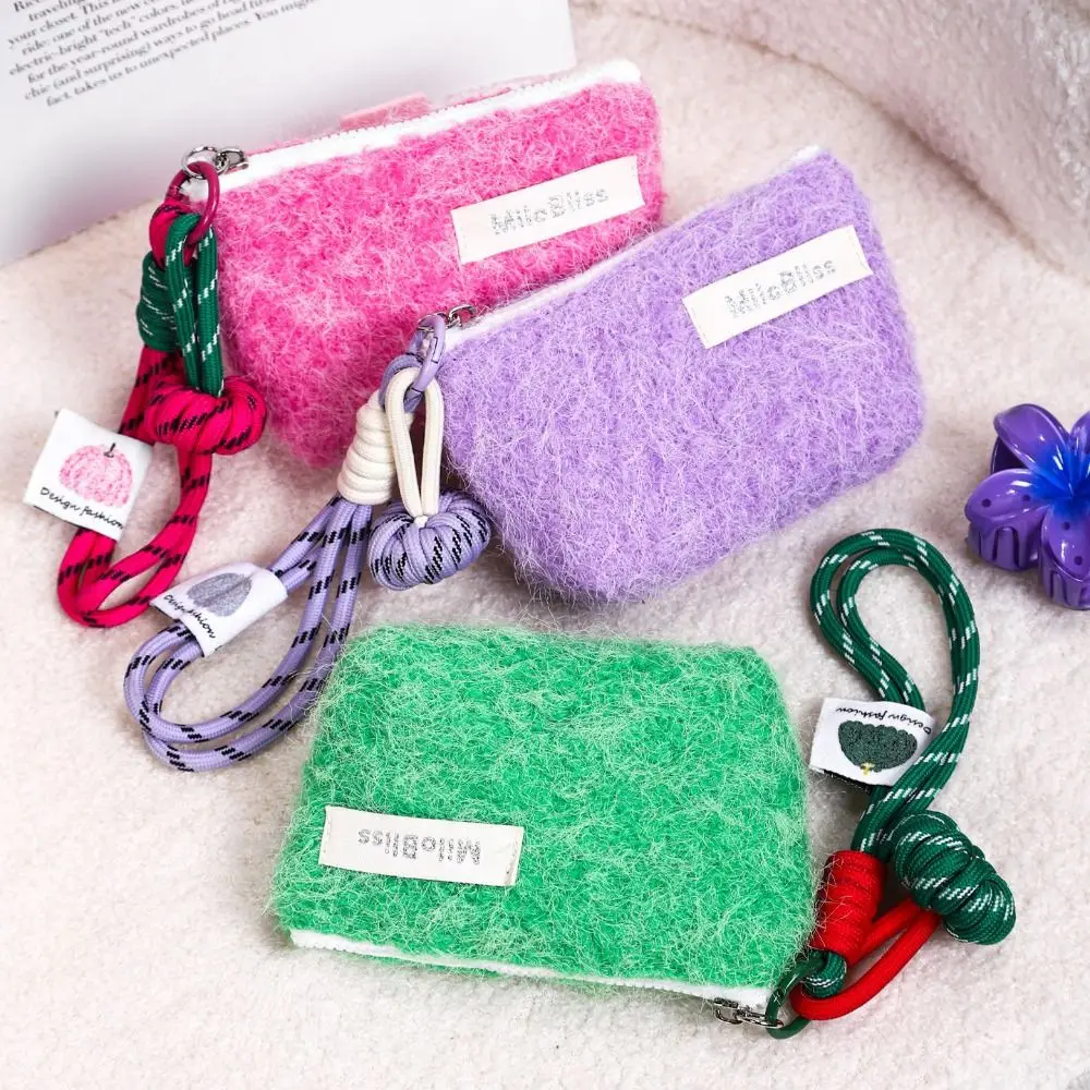 

Trendy Mini Plush Card Bag with Heart Pendant Large Capacity Coin Purse Simple Soft Makeup Handbags Headphone Bag Casual Simple