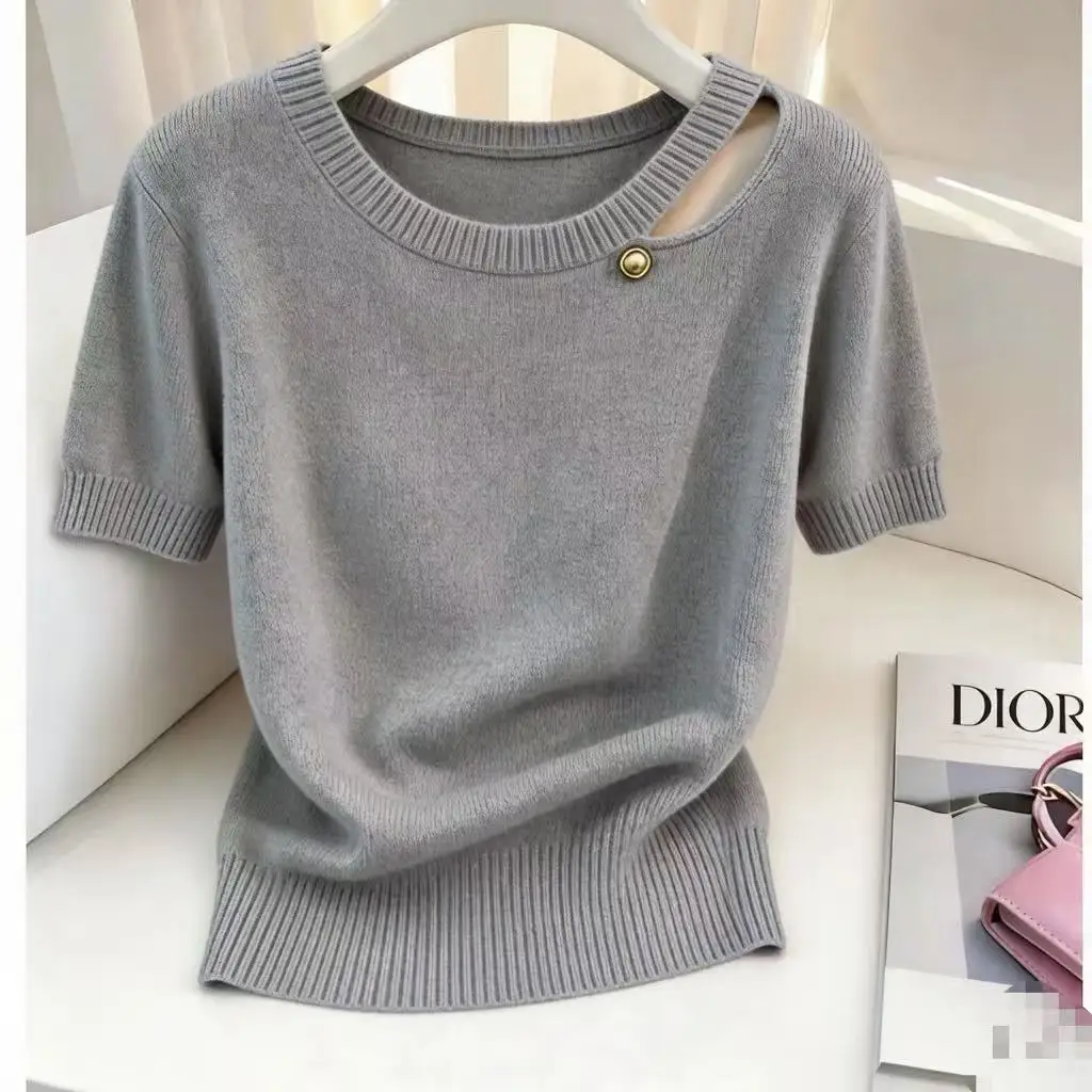 

Round Neck Hollowed Out Chic Ice Silk Short Sleeved T-shirt for Women's Summer New Loose and Slimming Top