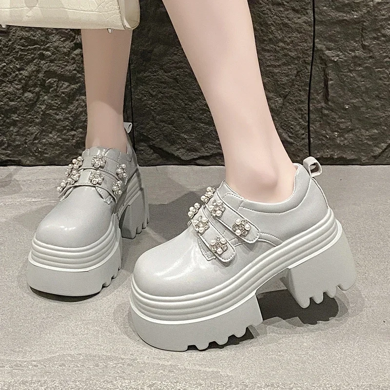 2025 Hot Sale Ladies Shoes Loafers Women's High Heels Fashion Polka Dot String Bead New Round Toe Best Seller Platform Heels