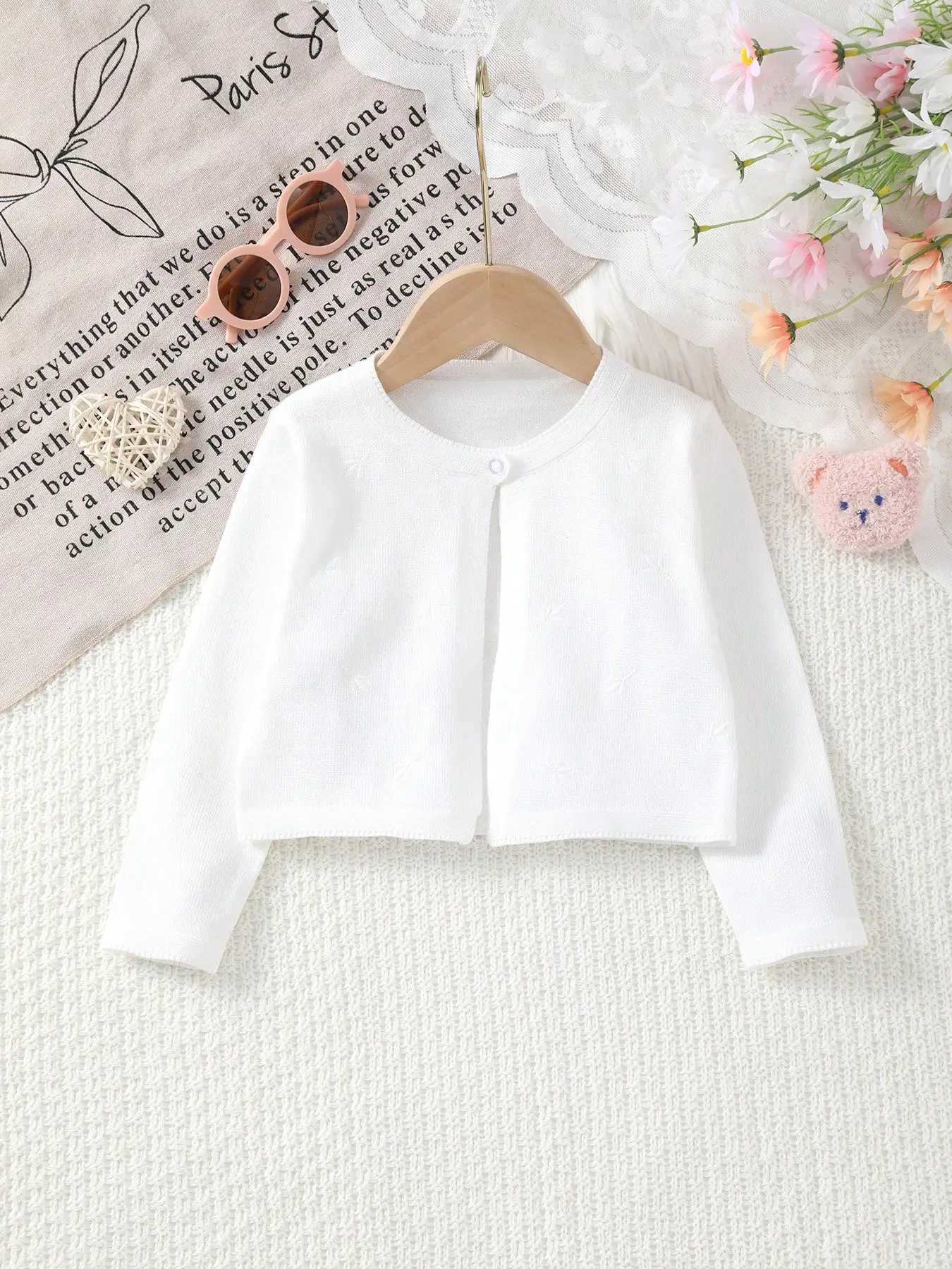 Girls' Knitted Elegant Round Neckline Leaf Embroidery Pattern Knitted Cardigan