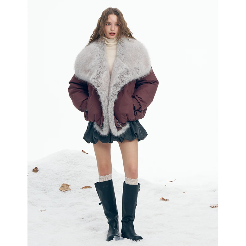 เสื้อแจ็คเก็ตขนเป็ดสั้นทรงโอเวอร์ไซส์ ปกใหญ่ สไตล์ Y2K  คอลเลคชั่นใหม่ประจำฤดูหนาวปี 2025 จาก ELFSACK สำหรับผู้หญิง