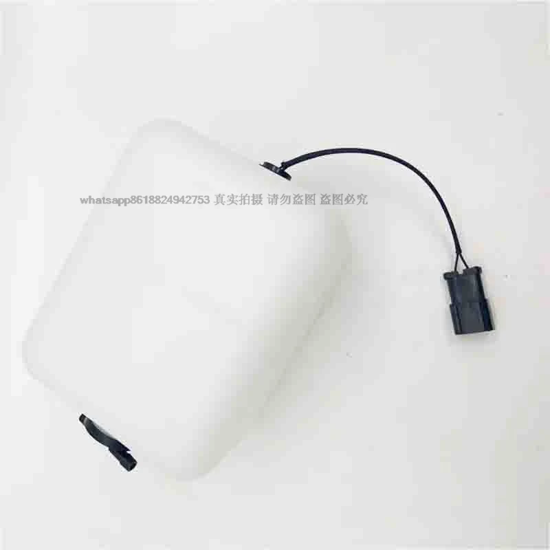 

Expansion Water Tank 20Y-06-15240 For Komatsu Excavator Loader Tractor Fit PC120/200/240-6/7 Auxiliary Cooling Coolant Tank