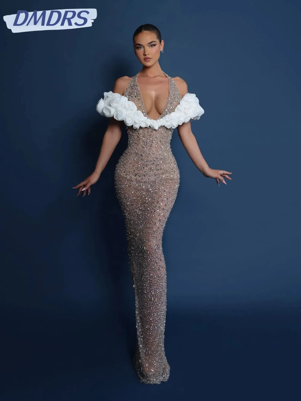 

Stunning Silver Crystal Evening Dress Exquisite Beaded Sheath Long Wedding Party Gown Customized Illusion Halter Prom Dresses