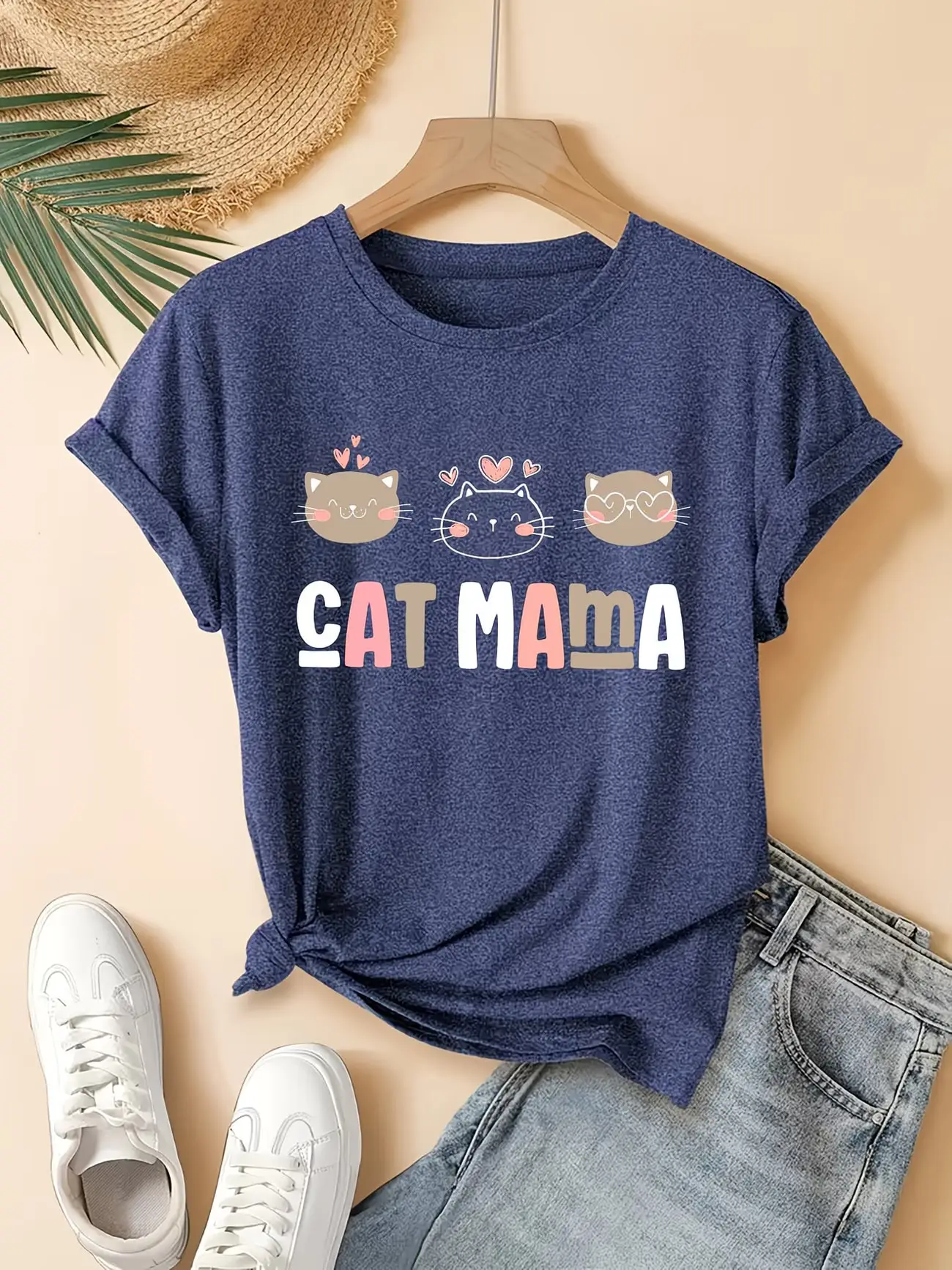 

Женская футболка больших размеров с короткими рукавами Cat Mama With Three Cats. Удобная и универсальная модель для повседневной носки, летние наряды для женщин.