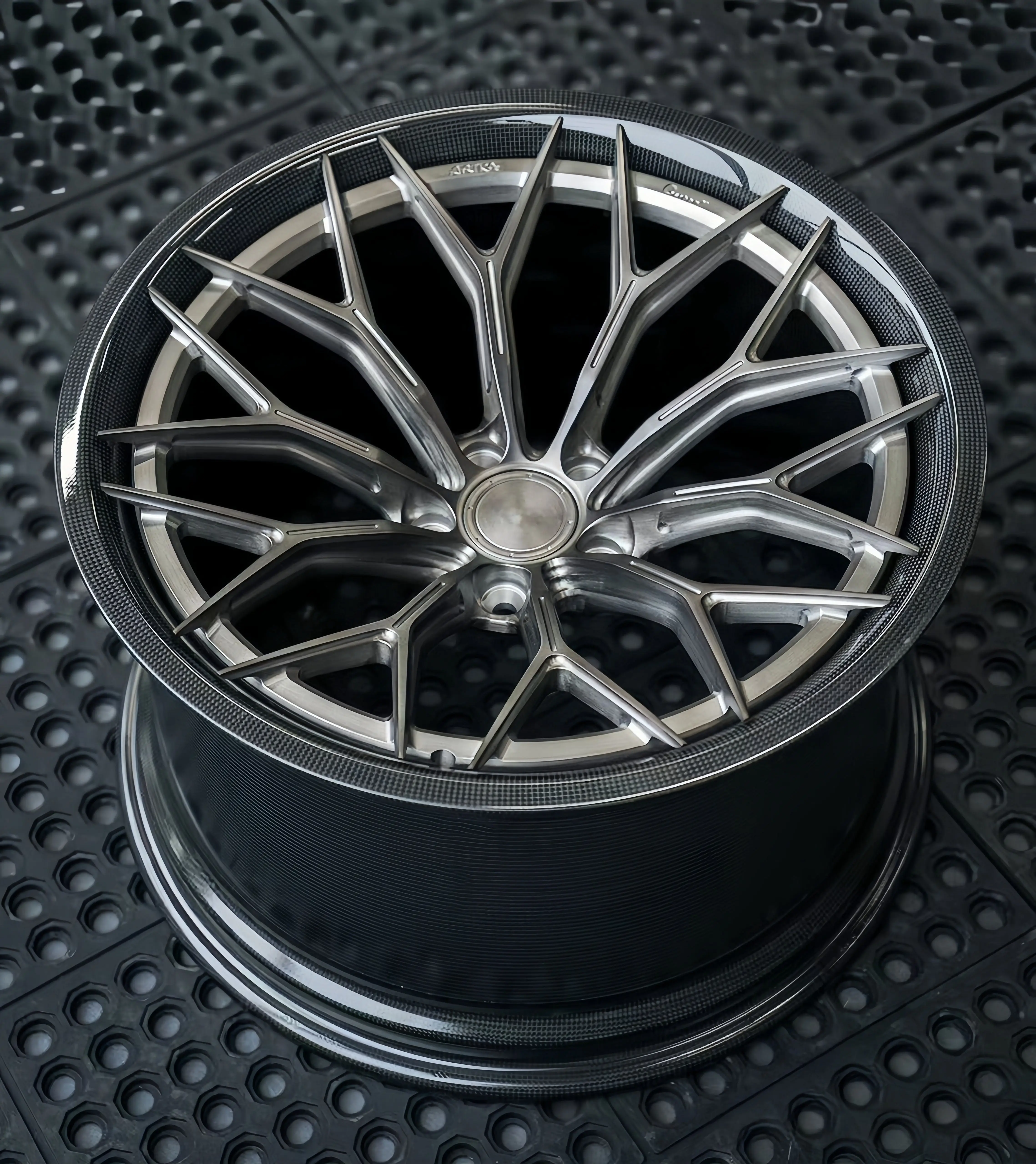 XINLAI-Roues forgées en fibre de carbone véritable pour salle de bain, roues forgées pour Lamborghini Ferrari, vente en T, personnalisation, 5x120, 5x112, 5x114.3, 18 - 24 pouces, 2 pièces